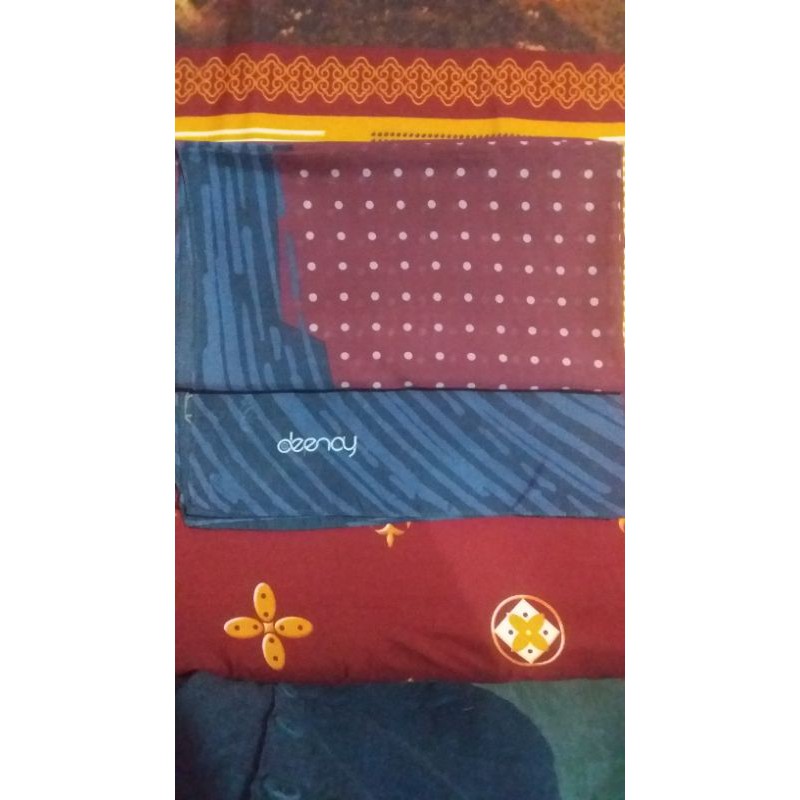 kerudung deenay