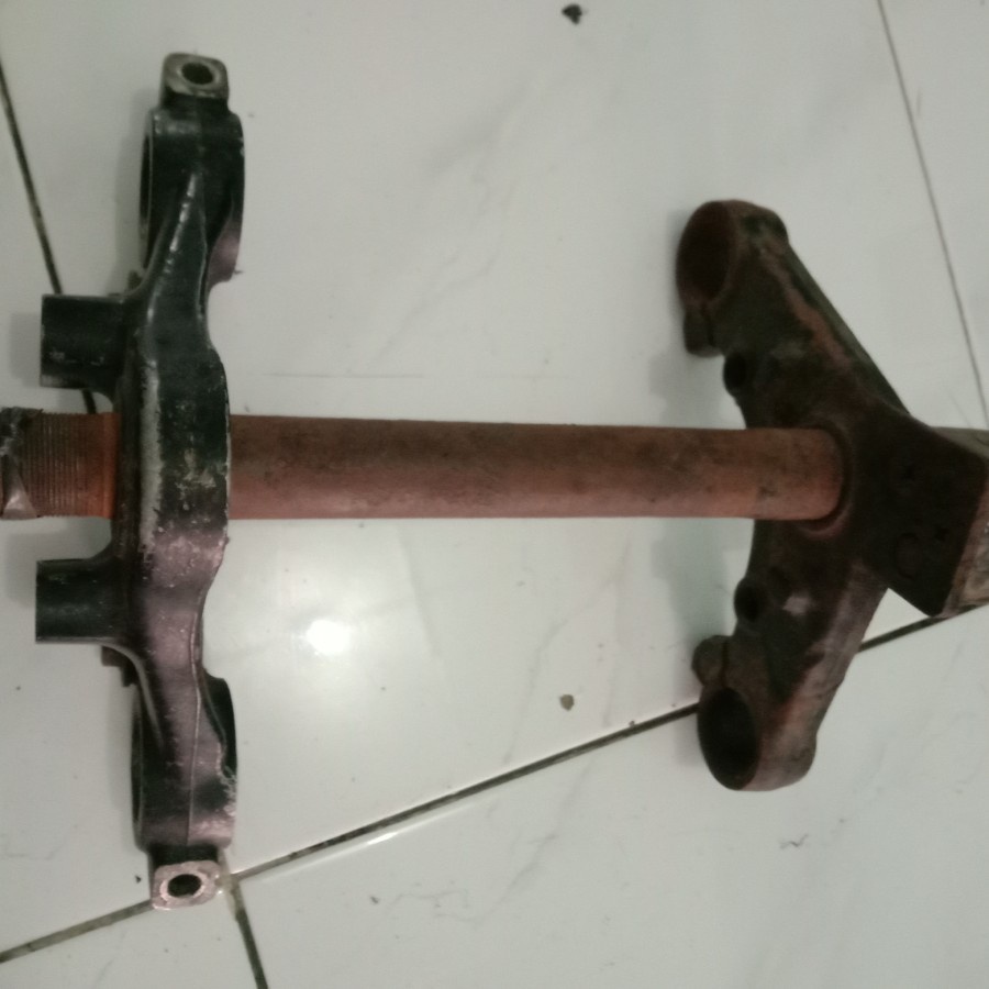 T atas bawah motor Honda gl 100 original