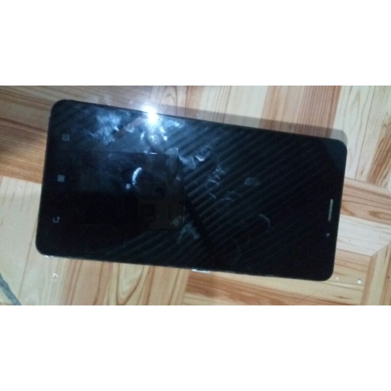 Mesin Lenovo A7700