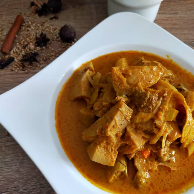 

Gulai nangka, gulai cubadak asli padang