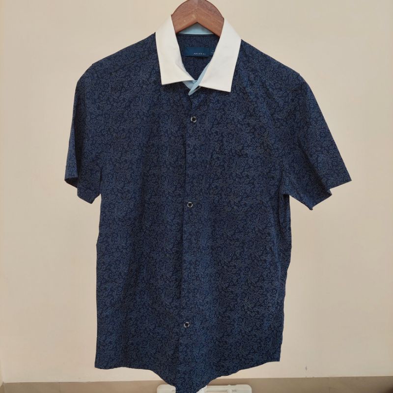 (preloved) moc kemeja slimfit