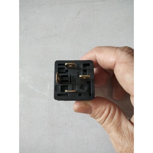 RELAY KLAKSON LAMPU BOSCH KAKI 4 UNIVERSAL