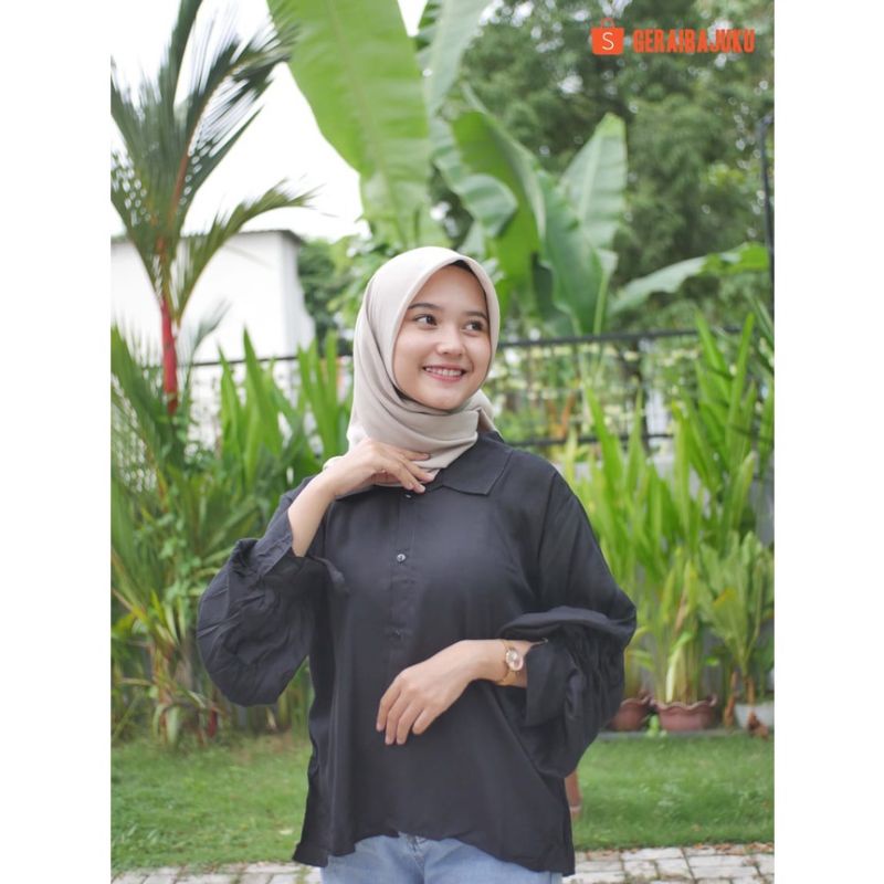 BLOUSE CRINCLE LENGAN SERUT/ BLOUSE MONIC / KEMEJA CRINCLE LENGAN SERUT