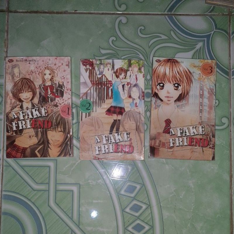 Komik A Fake Friend (Reiko Momochi) Volume 1-3(tamat)