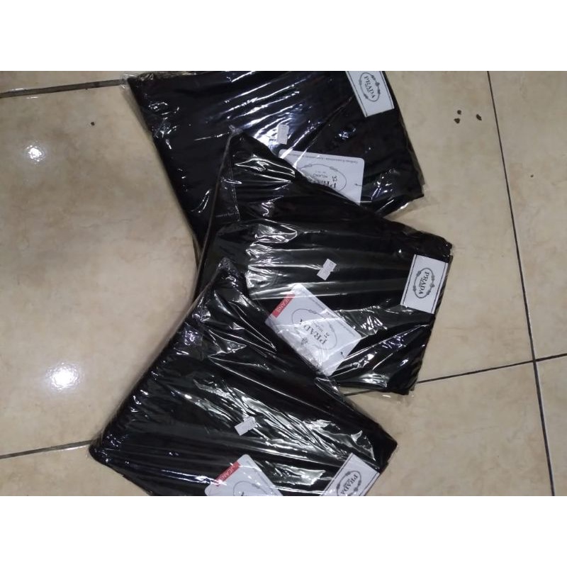 celana Levis cewe / celana Levis pensil cewe