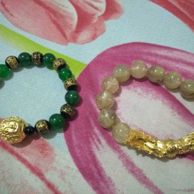 Gelang Emas Giok