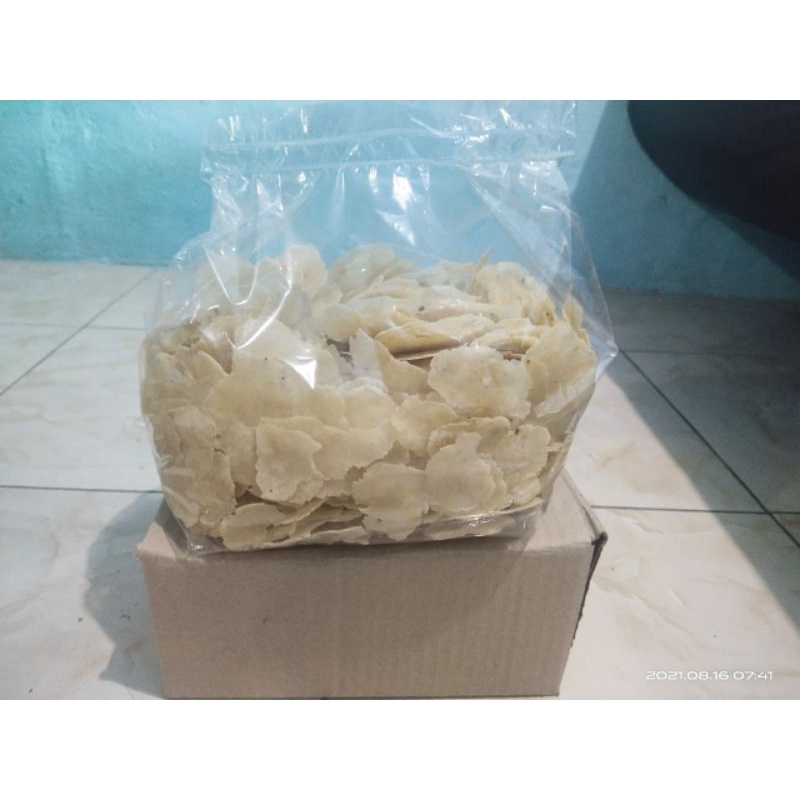 

Emping Melinjo Mentah 1kg