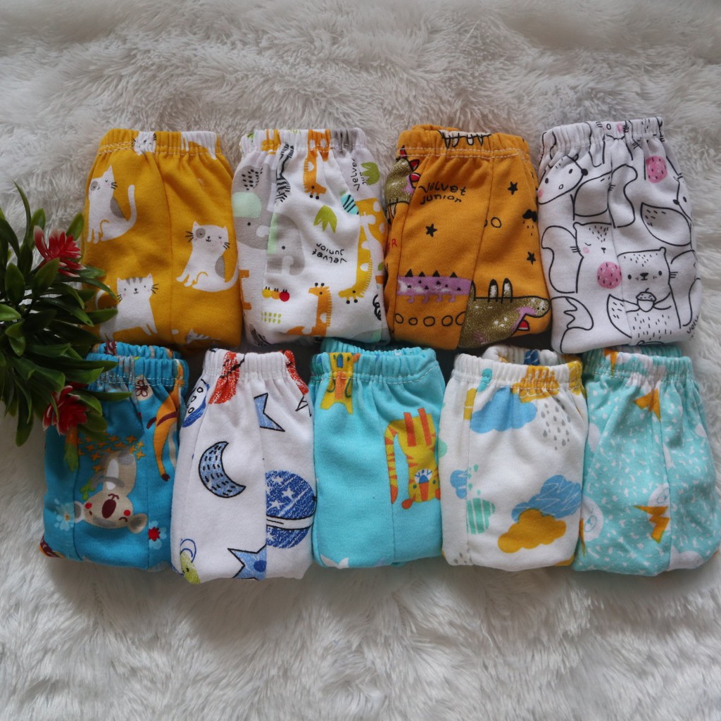 12PCS CELANA  DALAM  ANAK  DASAR WARNA BAHAN PREMIUM 1lusin 