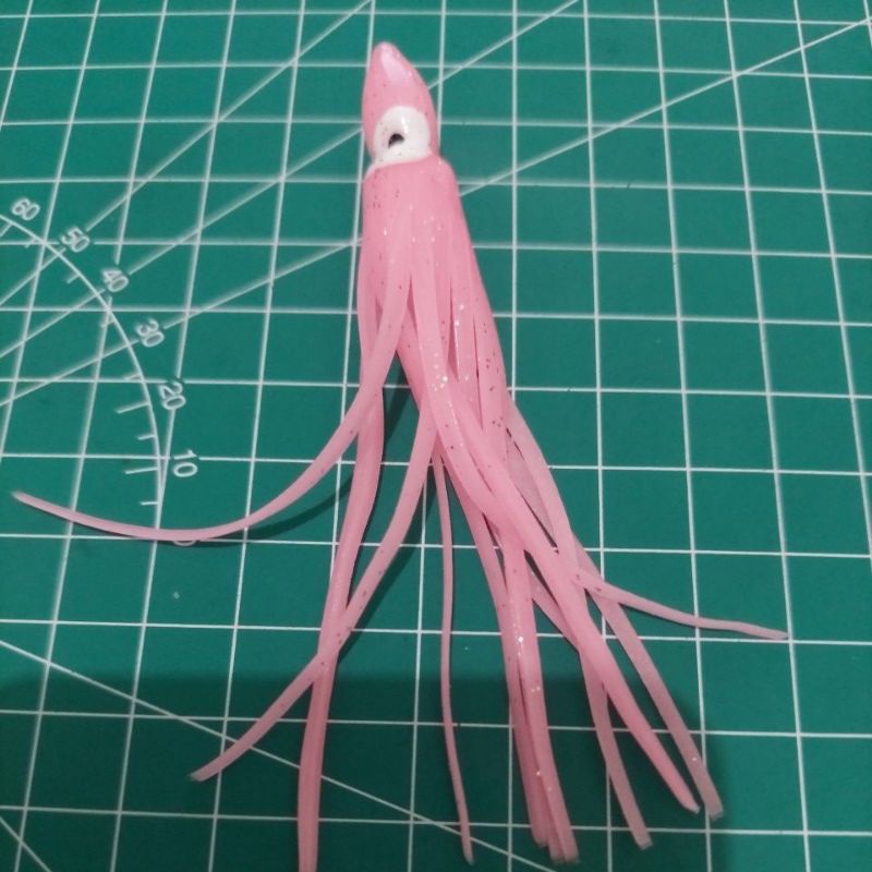 Squid 8 cm pink full gid untuk asist hook metal jig