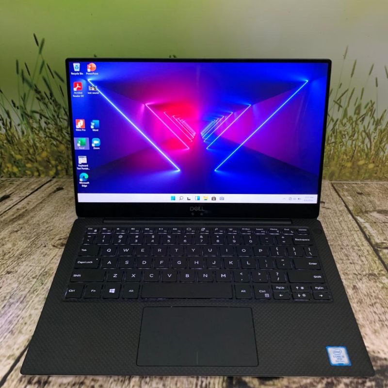 Laptop High End Dell XPS 13 9370 TOUCHSCREEN Core i5 Gen 8 RAM 16GB Second Original Dan bergaransi