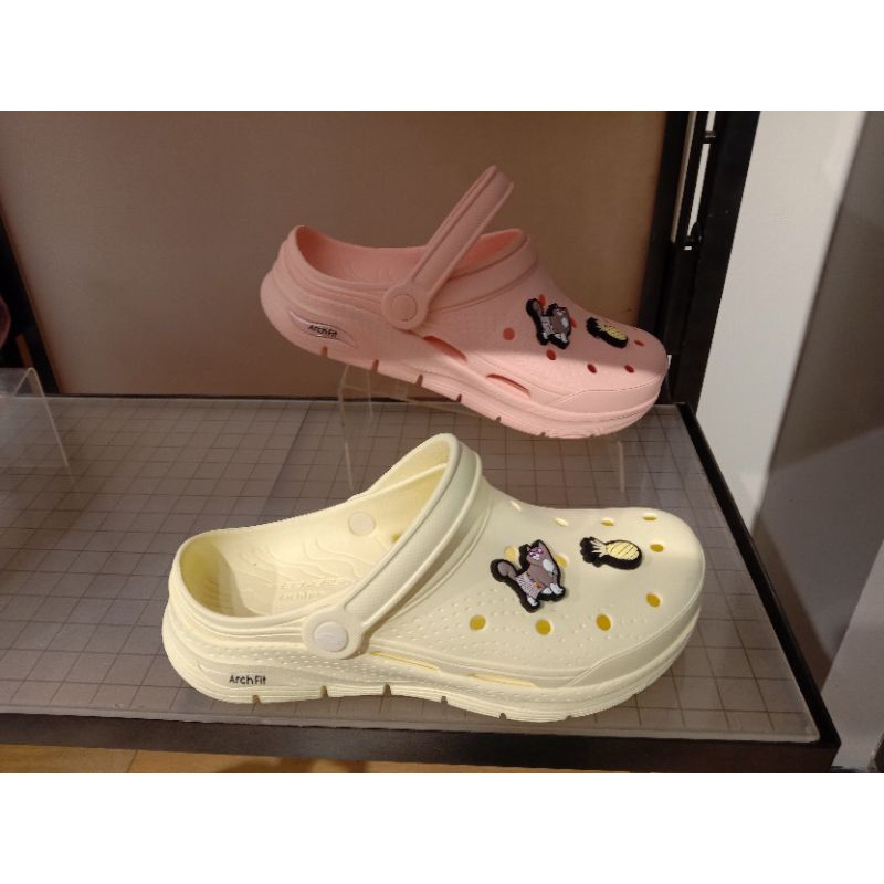 Sendal Cali Arch Fit Womens