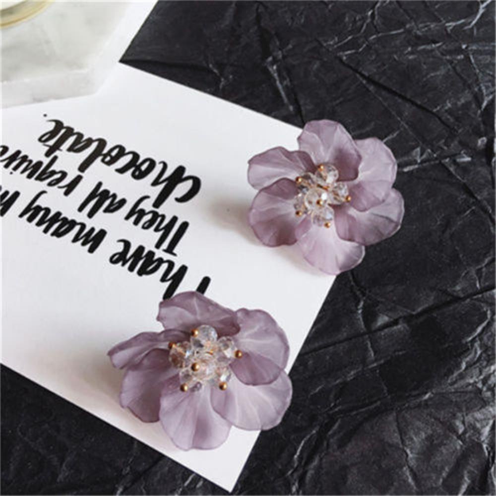Wonder Petals Anting Charm Fashion Vintage Akrilik