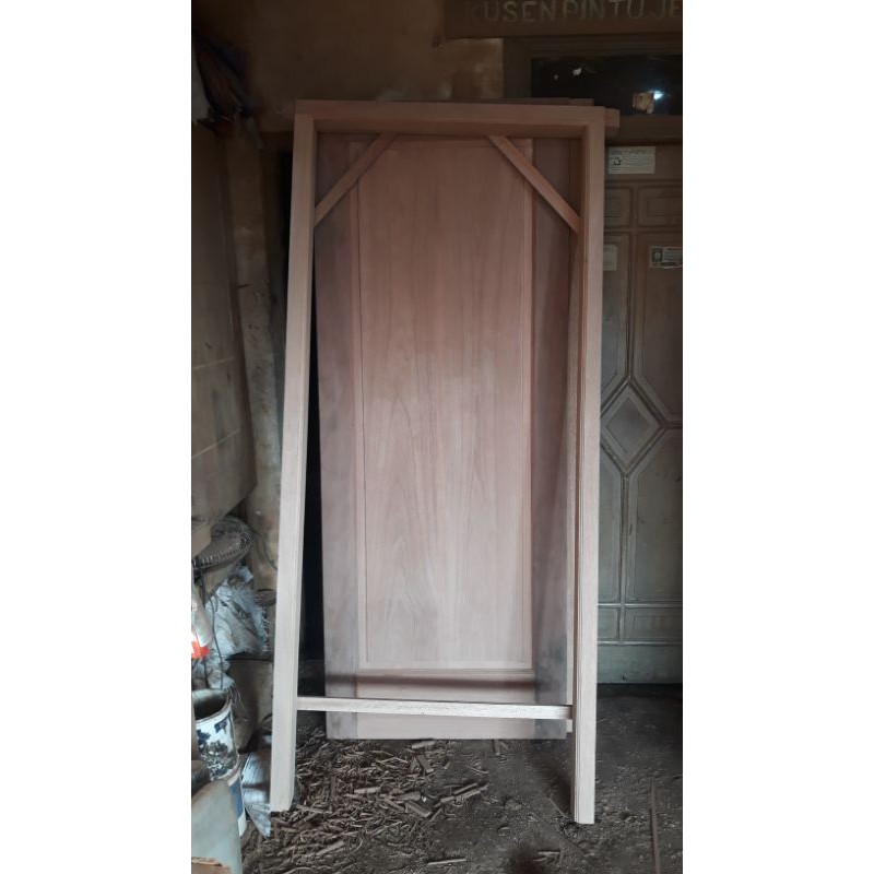 Kusen Geser  tanpa daun pintu  kayu meranti oven