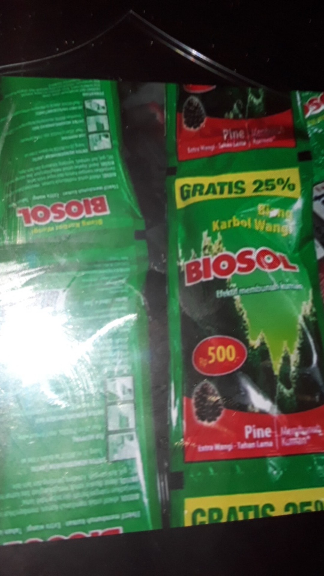 Biosol Biang Karbol Wangi Efektif Membunuh Kuman 25 Ml Isi 12 Sachet