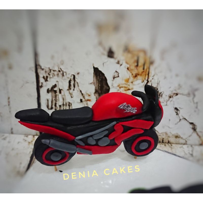 

Motorbike Figurine Fondant