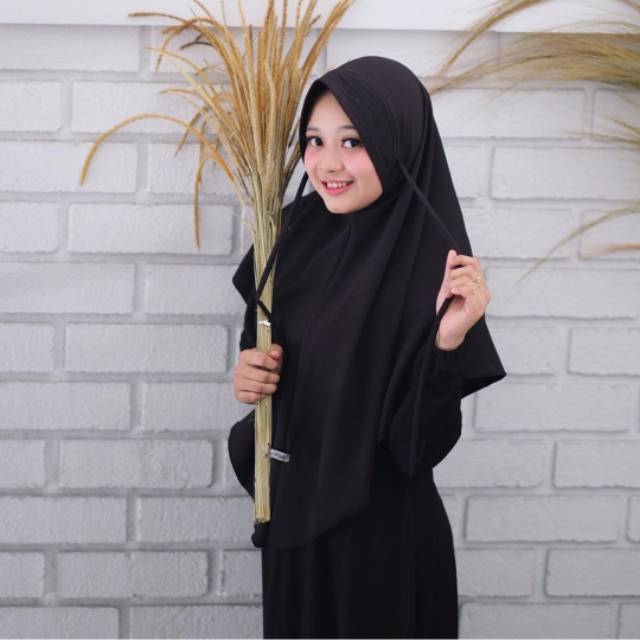 Alinka hijab daily hijab rezqia Black