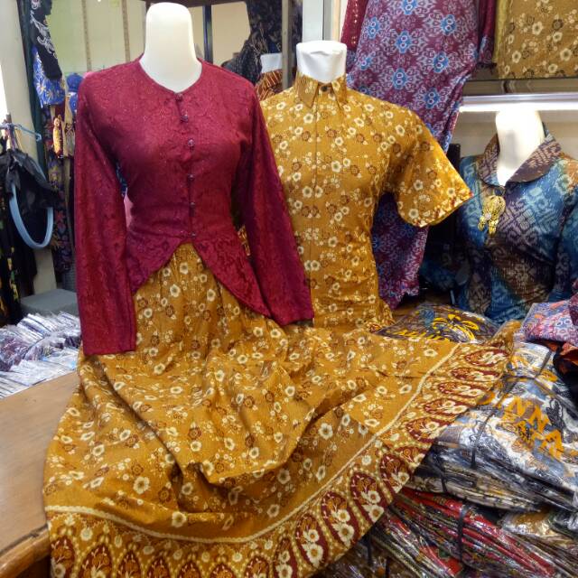 Gamis pasangan kombinasi burkat