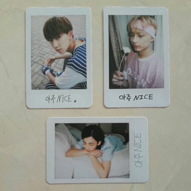 Seventeen Mini Polaroid