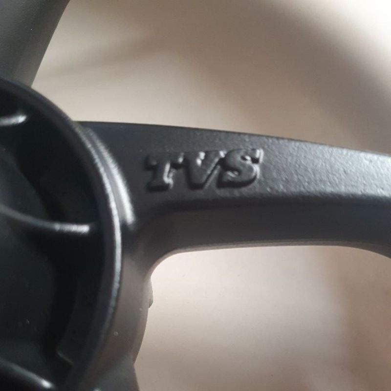 Velg dan tromol Depan Dazz 160/14 TVS ORI