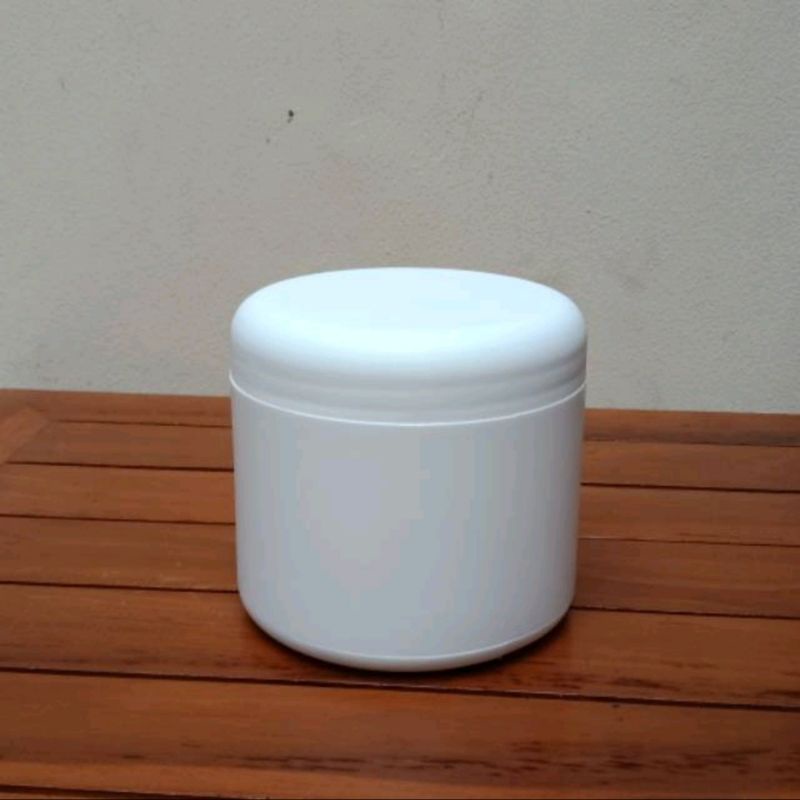 Pot Lulur 500gr Putih Doft Pot Lulur 500 gram Putih Pot Lulur body Scrub