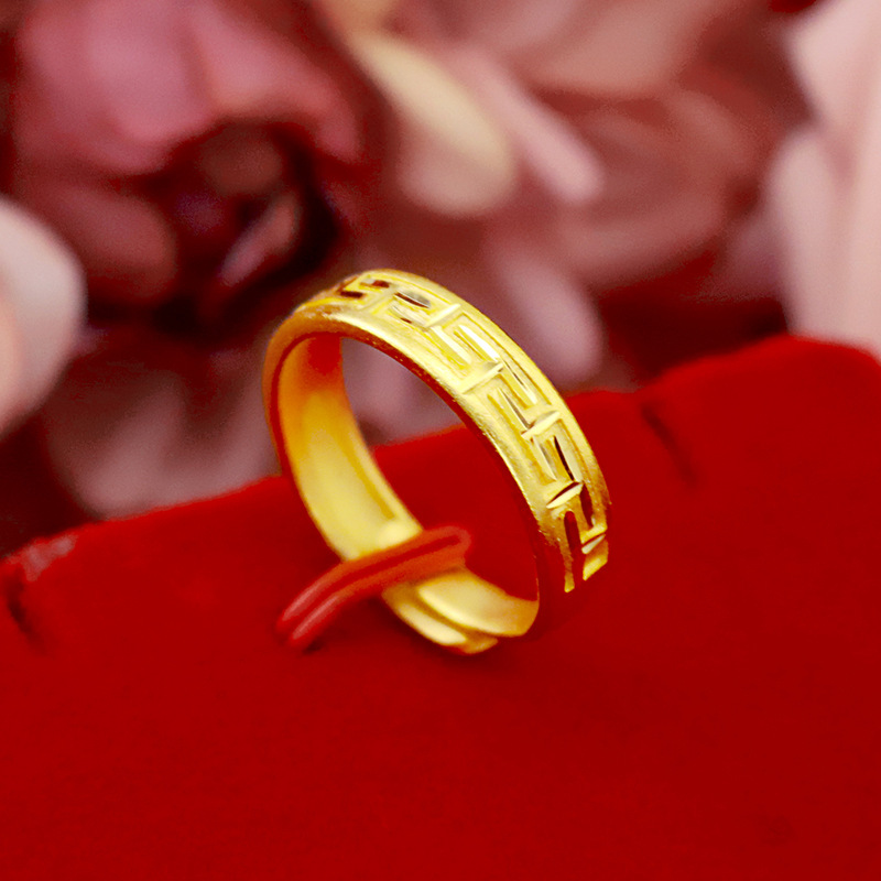 Cincin Pasangan Lapis Emas Motif Tembok Besar Untuk Pria Dan Wanita