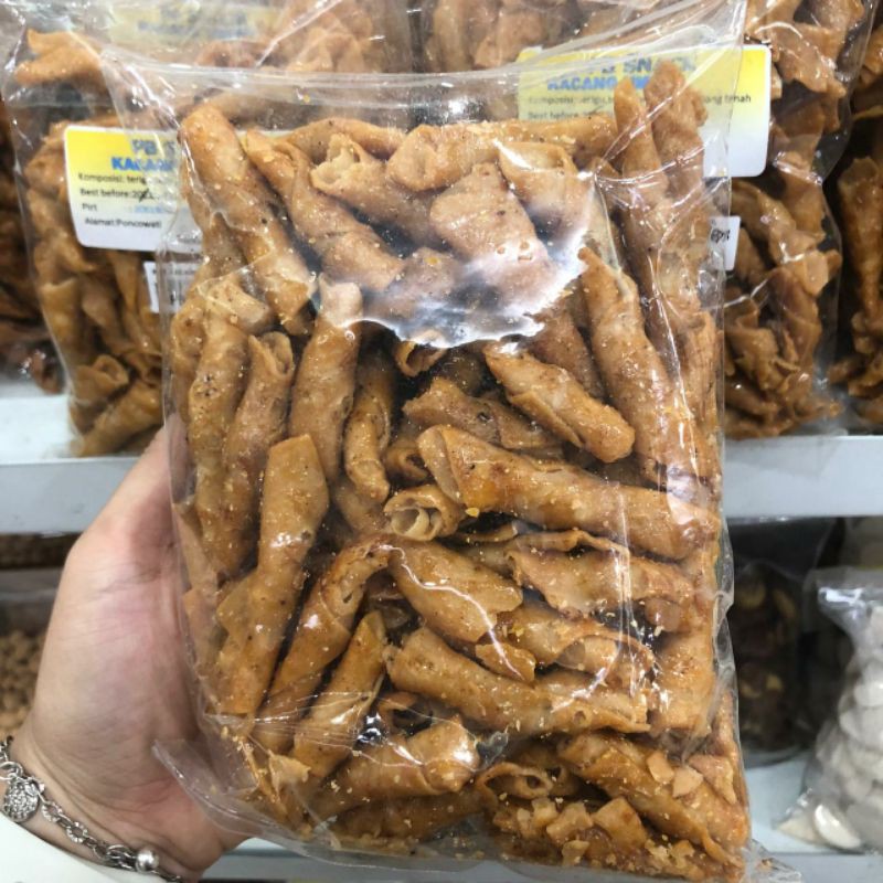 

kacang umpet
