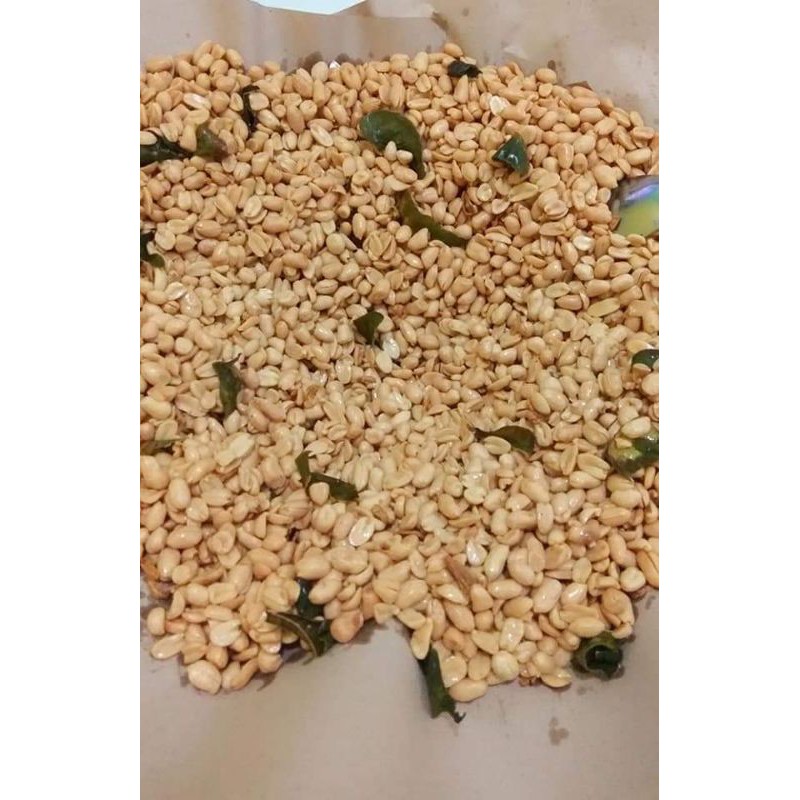 

kacang tojin/kacang enak/kue lebaran 1 kg
