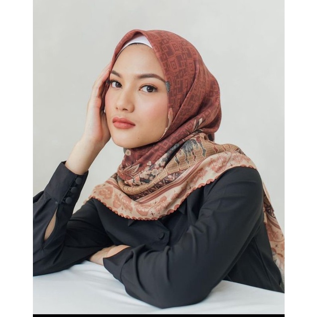 Magnolia scarf by Wearing klamby