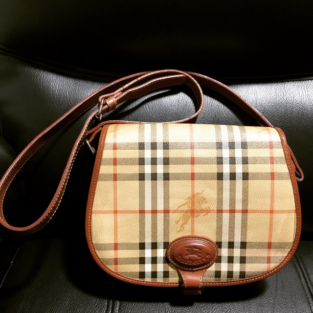 vintage burberry sling bag