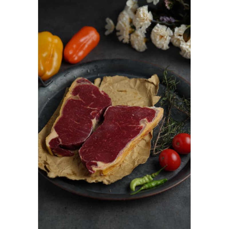 

DAGING SIRLOIN AUST GRADE A / SIRLOIN STEAK @1KG FROZEN