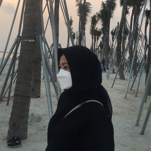 gita.azzam