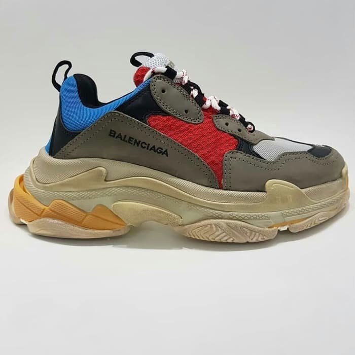 unauthorized authentic balenciaga