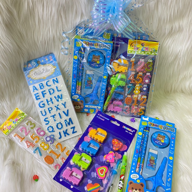 

Bingkisan anak ulang tahun murah meriah hampers