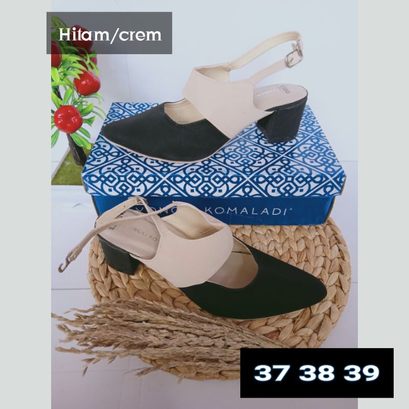 Sepatu Heels Yongki komaladi
