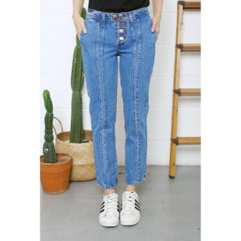 FREE BELT/ BOYFRIEND JEANS WANITA/ BOYFRIEND LINE BUTTON JEANS WANITA/TULANG/KANCING