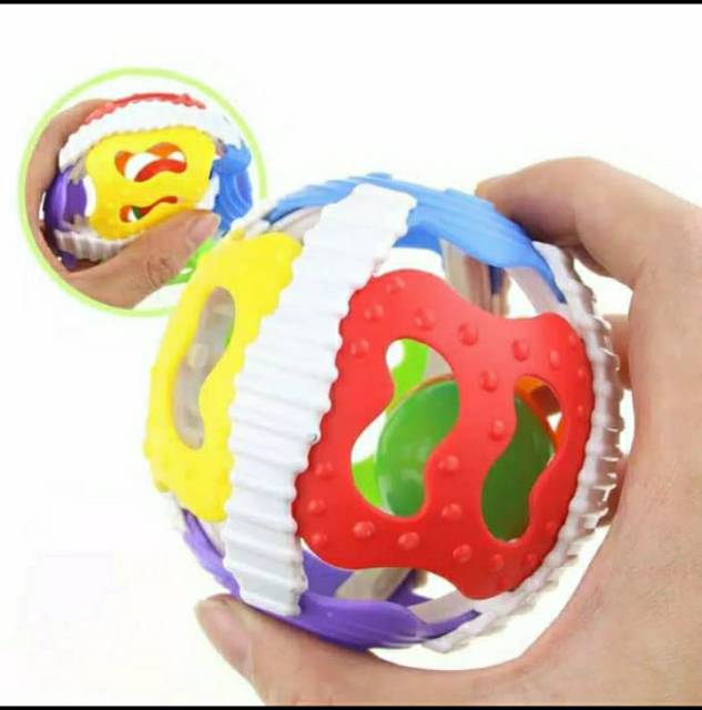 Mainan Bola Bayi berbunyi - Shake Rattle And Roll Ball - mainan kerincingan bola lentur bayi