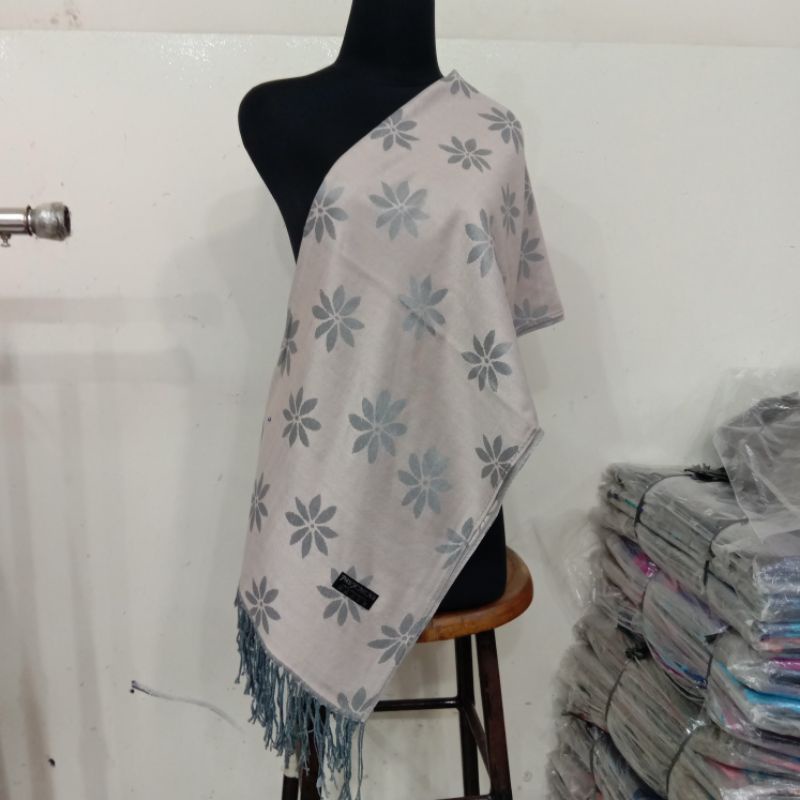 syal pashmina motif daun || syal || scarf || selendang || shawl || pashmina || fashion wanita