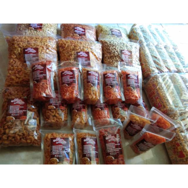 

Makaroni Renyah, Ready Rasa : Extra Pedas, Pedas, Jagung Bakar, BBQ, Keju