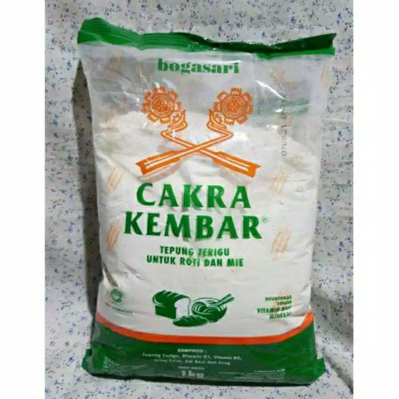 

Bogasari Tepung Cakra Kembar / Tepung Terigu Untuk Roti Dan Mie 1000gr