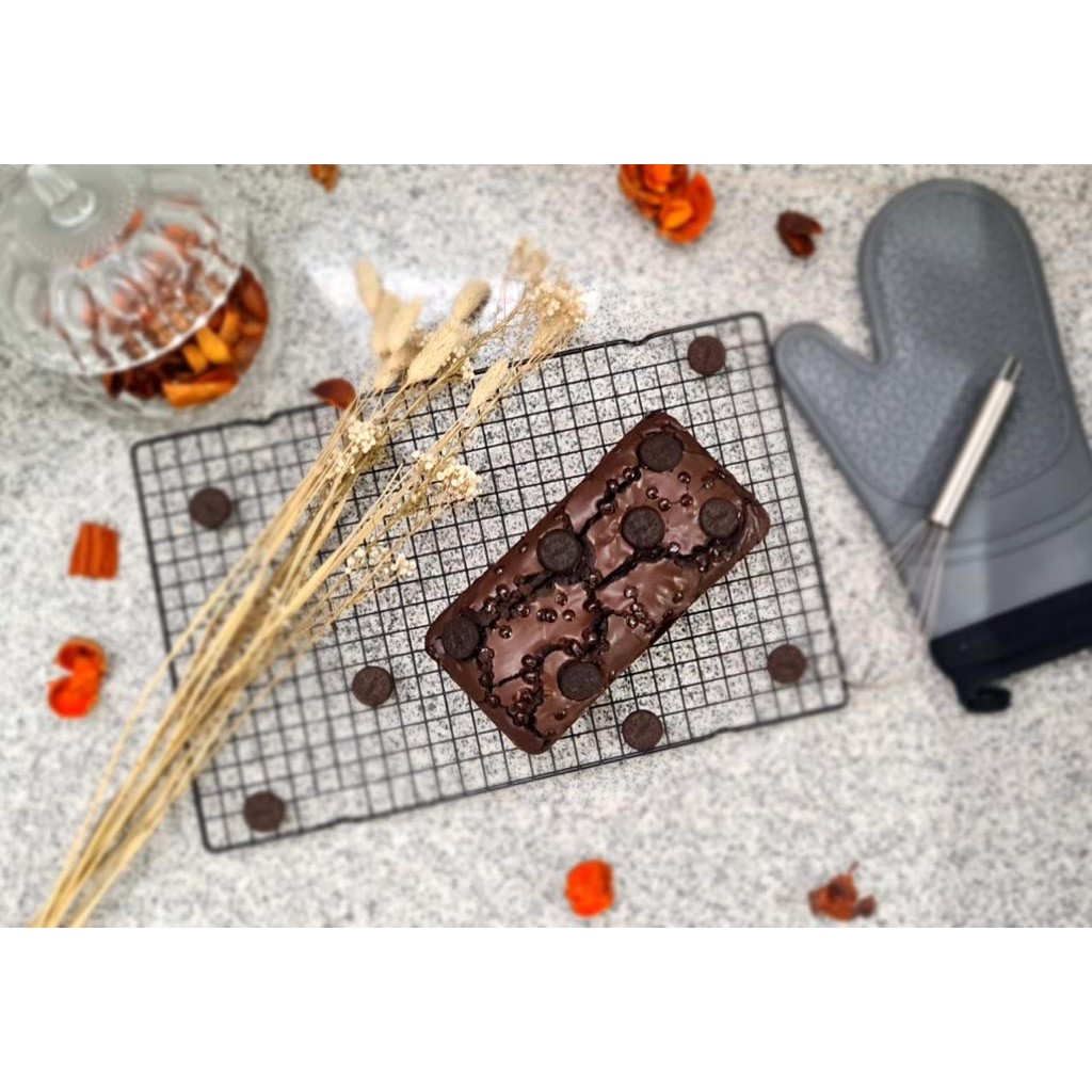 

Hampers lebaran / kue lebaran / parsel lebaran / Octopus Cake Fudgy Brownies ( 22x11 dan 20x20 )