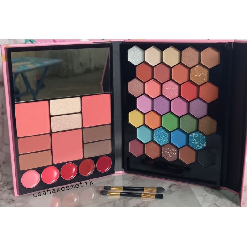 PROMO SUPER HOT!!!MAKE UP KIT PROFESSIONAL ANYLADY ALWAYS IN LOVE SUPERBIG NO.8606A