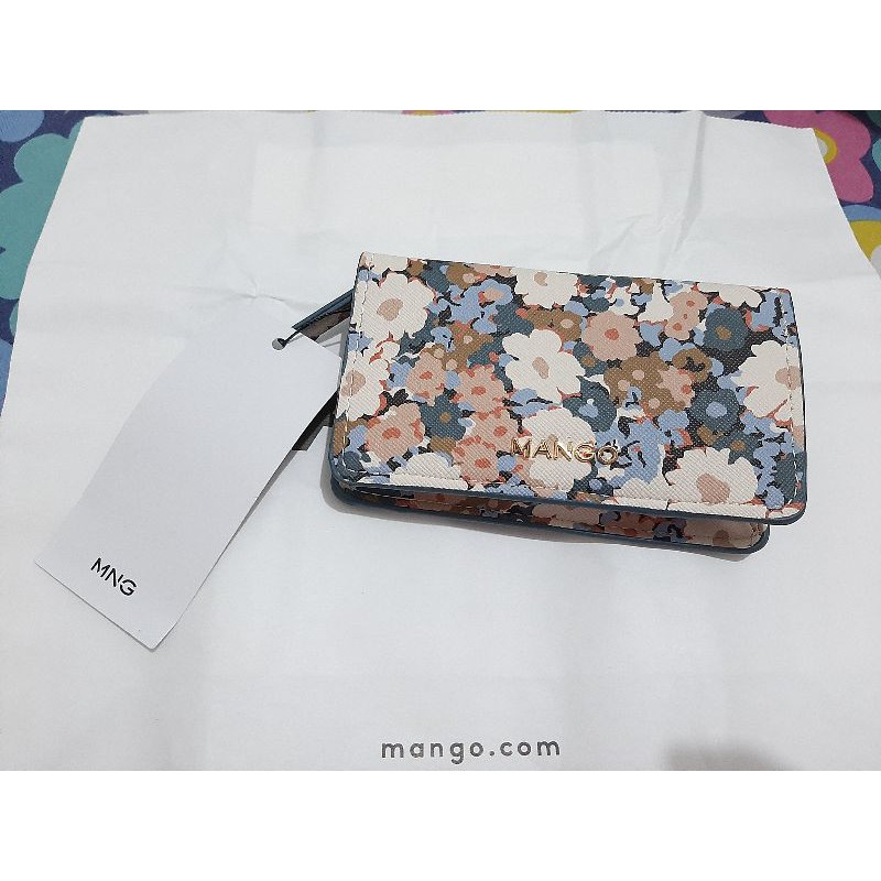 Dompet Lipat MANGO New