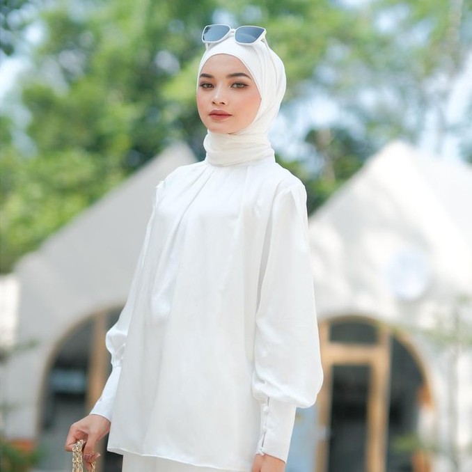 Nadiraa Hijab Vashi Set-Brokenwhite