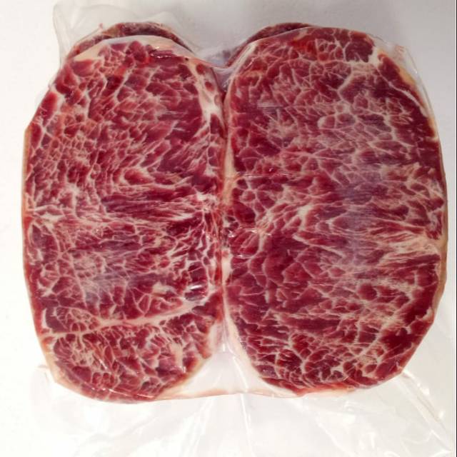 

Wagyu Meltique Striploin steak marbling 4+