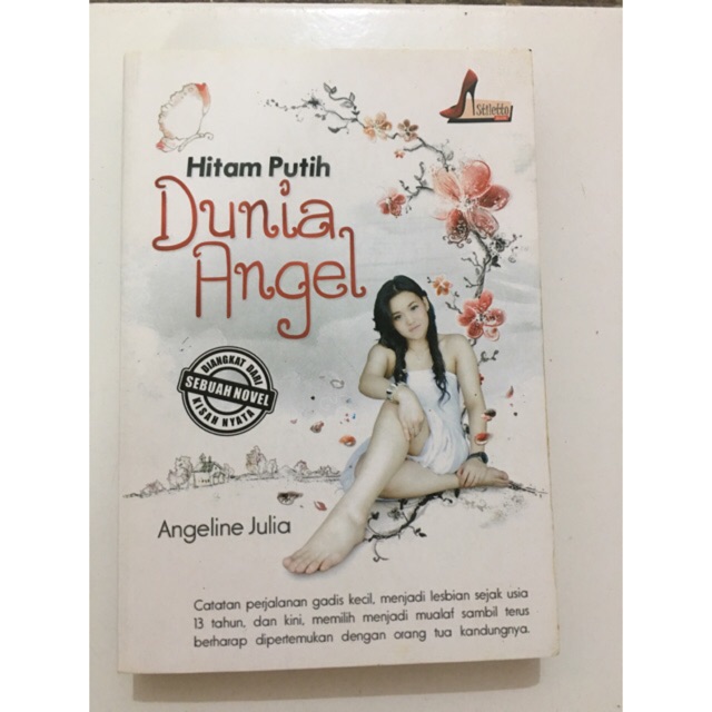 Novel second/bekas “Hitam putih Dunia Angel”