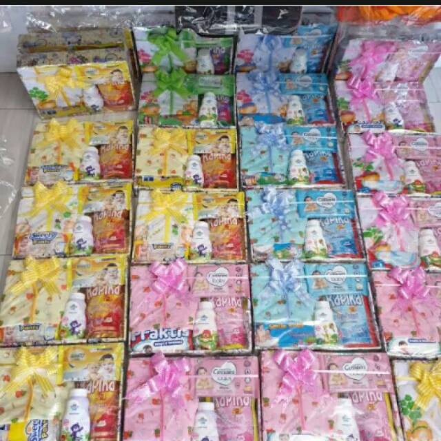 Gift parcel perlengkapan bayi