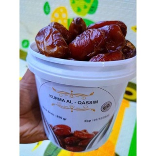 

Kurma Ember Al Qassim Berat 500 gr Kurma Original