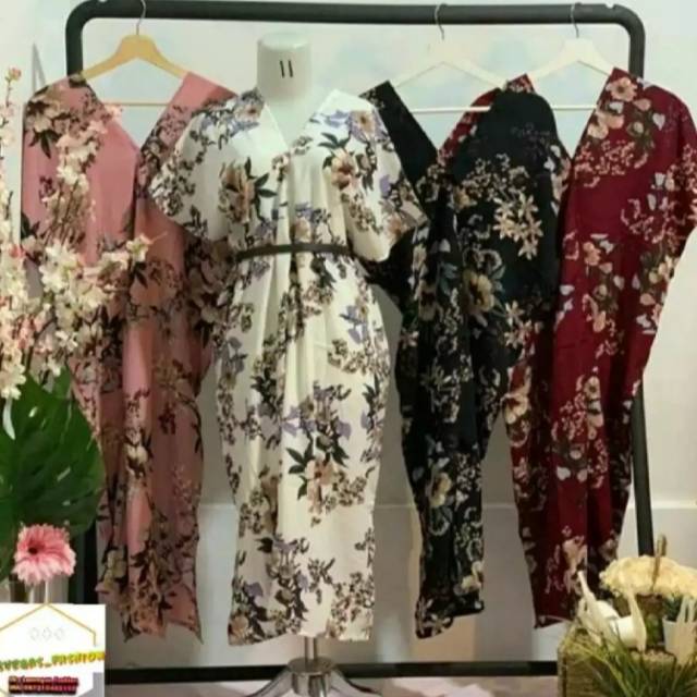 Kaftan long Motif Bunga