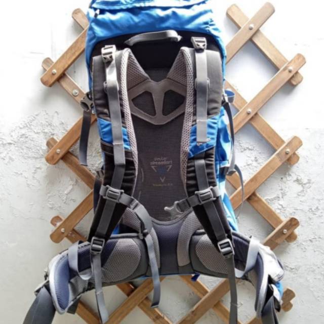 Tas Gunung Deuter Futura Pro 42