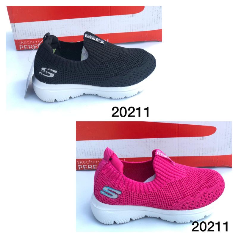skechers kids / sepatu sekecher anak / skechers anak